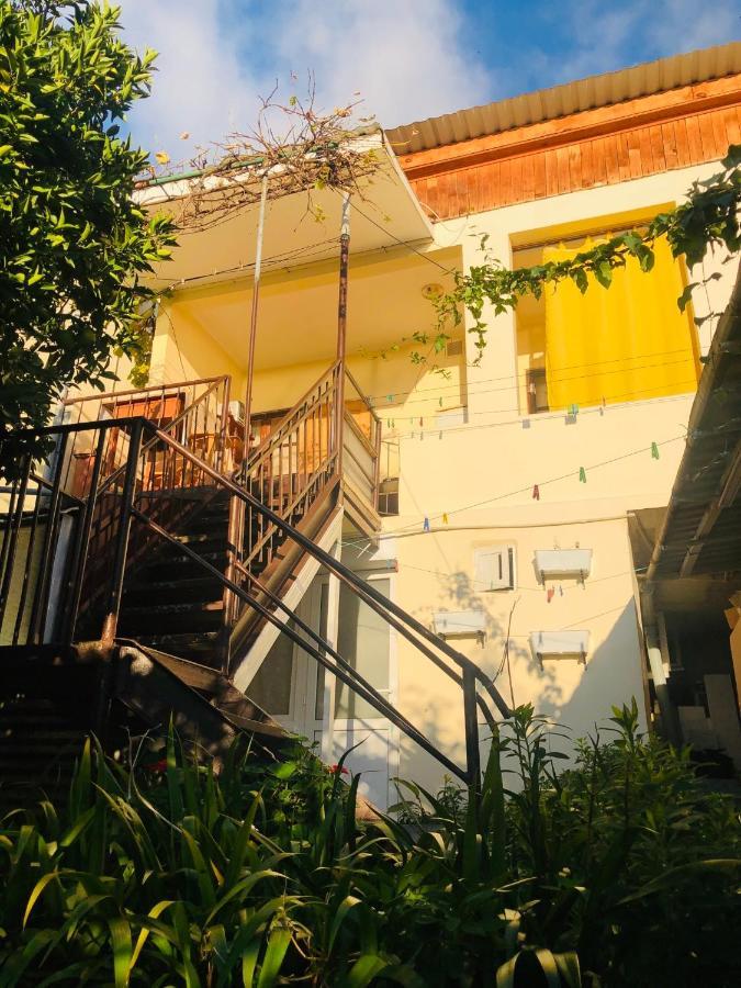 מלון גגרה Гостевой Дом «Лиза» מראה חיצוני תמונה